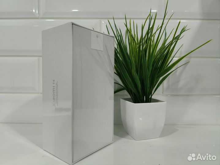 Xiaomi 14, 12/512 ГБ