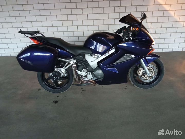 Мотоцикл Honda VFR800