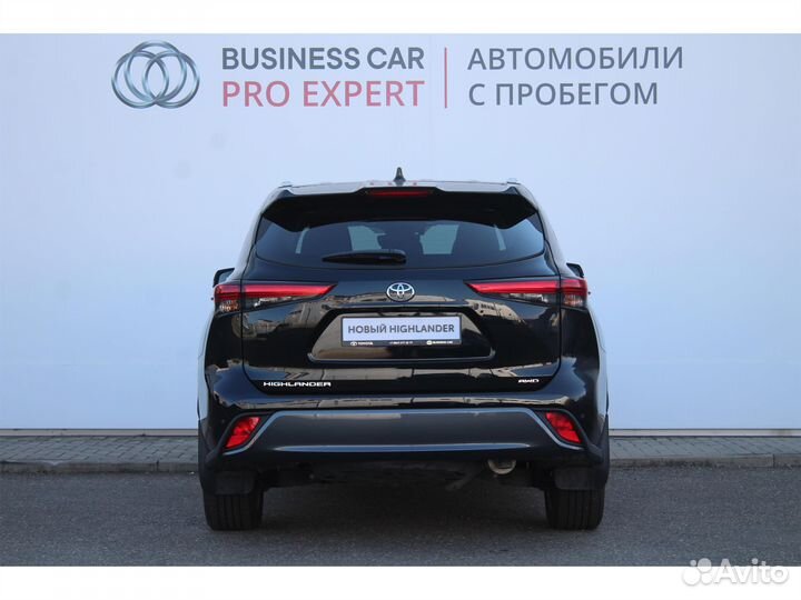 Toyota Highlander 3.5 AT, 2022, 15 км