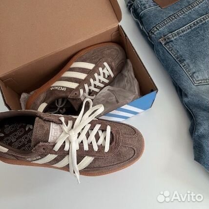 Кроссовки женские adidas handball spezial