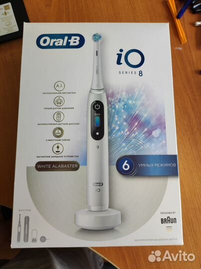 Электрическая зубная щетка Oral-B iO 8 (White)