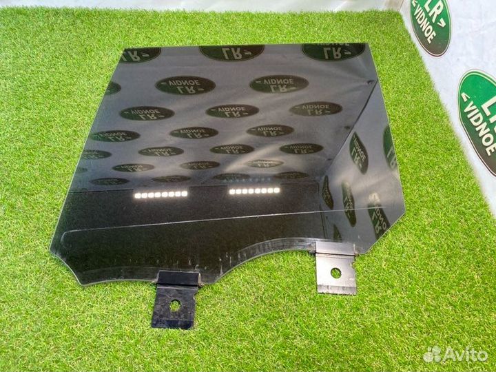 Стекло двери заднее левое Land Rover Range Rover