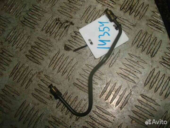 Трубка Nissan Elgrand E51 2002-2010