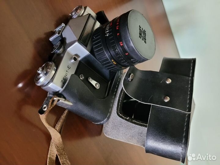 Фотоаппарат Зенит-Е и Гелиос 44-3