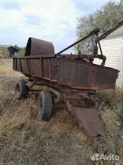 Роторная коса двухметровая. В рабочем состоянии