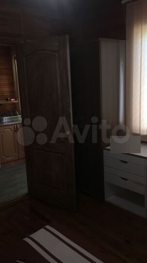 Дом 27 м² на участке 8 сот.