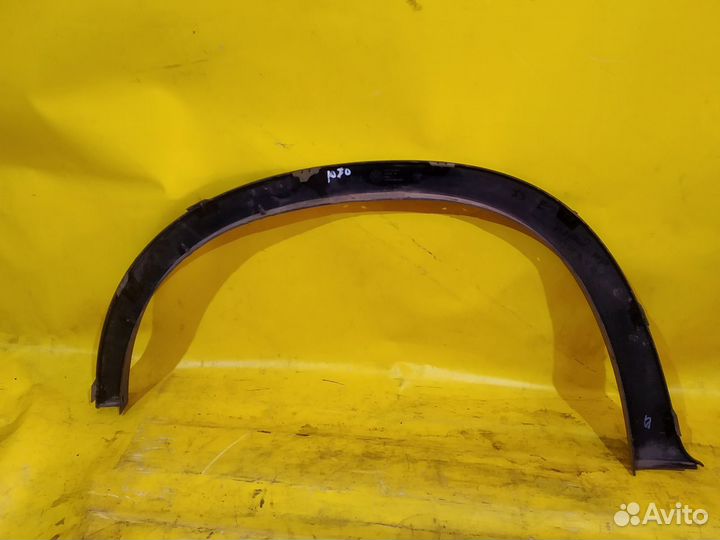 Накладка переднего крыла правого BMW X5 E70 бмв