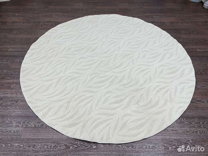 Ковролин новый 2х2 круг