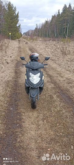 Продам мопед скутер