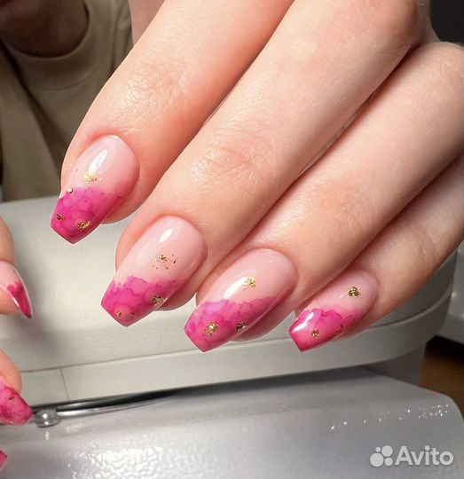 Маникюр педикюр