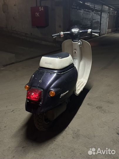 Скутер ретро Honda Giorno AF24