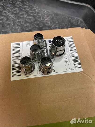 Колесные гайки 12х1.5 секретки