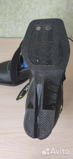 Лыжные ботинки классические