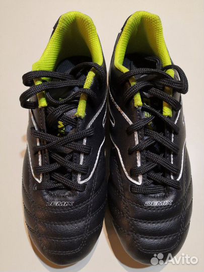 Футбольные бутсы