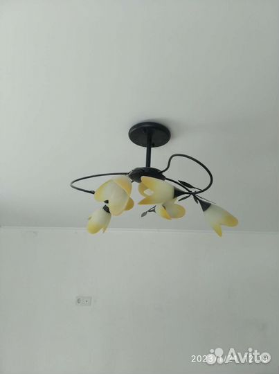 Люстра потолочная