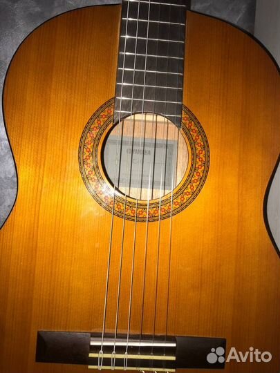 Классическая гитара yamaha c40