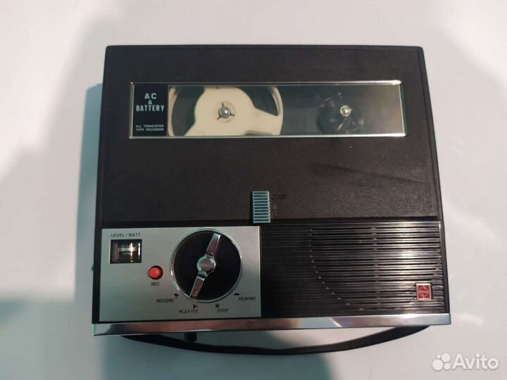 Катушечный магнитофон National RQ-102S