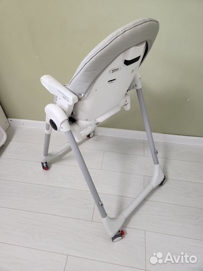 Стульчик для кормления peg perego