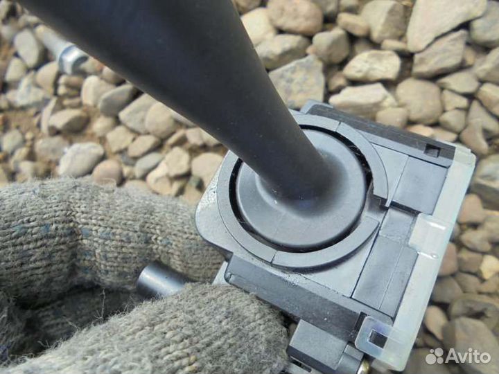 Гитара правая Toyota Corolla Fielder NZE121 1NZ-FE