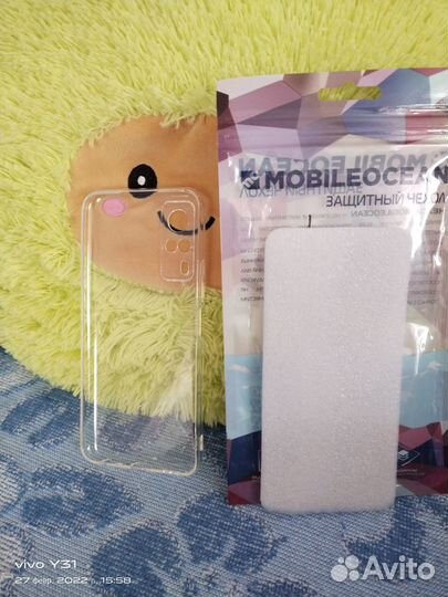 Чехлы и пленки