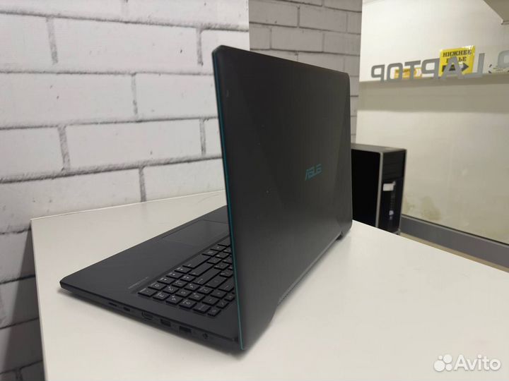 Тонкий игровой ноутбук Asus