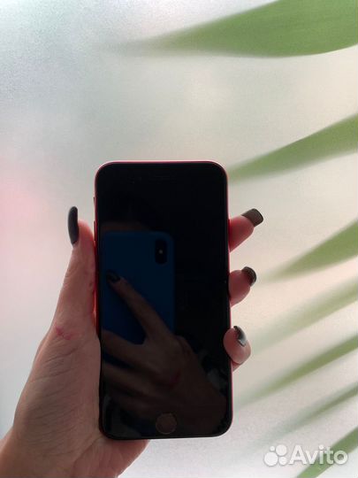 iPhone SE (2022), 128 ГБ