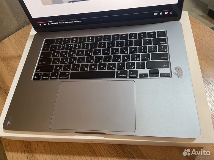 Macbook air 15 m2 8 256