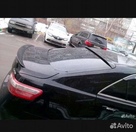 Спойлер на toyota camry 40