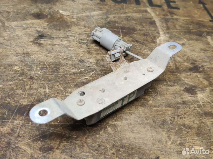 Антенна давления колес Toyota LC200 2016г