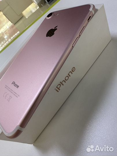 iPhone 7 32 гб