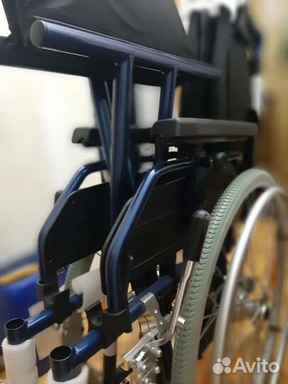 Кресло- коляска для инвалидов