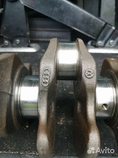 Коленвал BPE,AXE AXD. стандарт