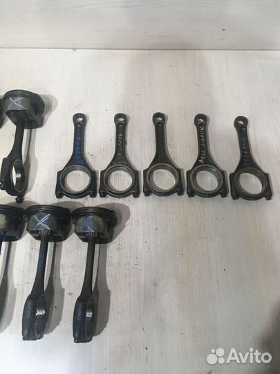 Поршень с шатуном Ауди А6 С6 3.2 AUK