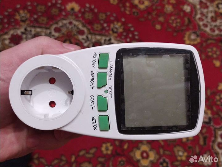 Розетка с ваттметром