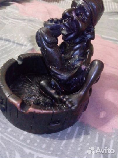 Пепельница с приколом)