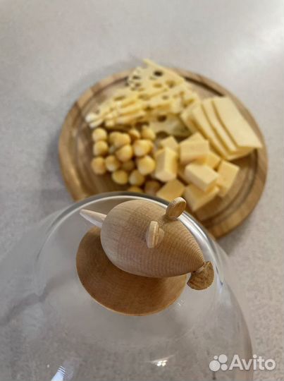 Доска с крышкой (сырница, хлебница)