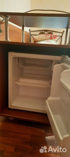 Барный холодильник LG и Samsung