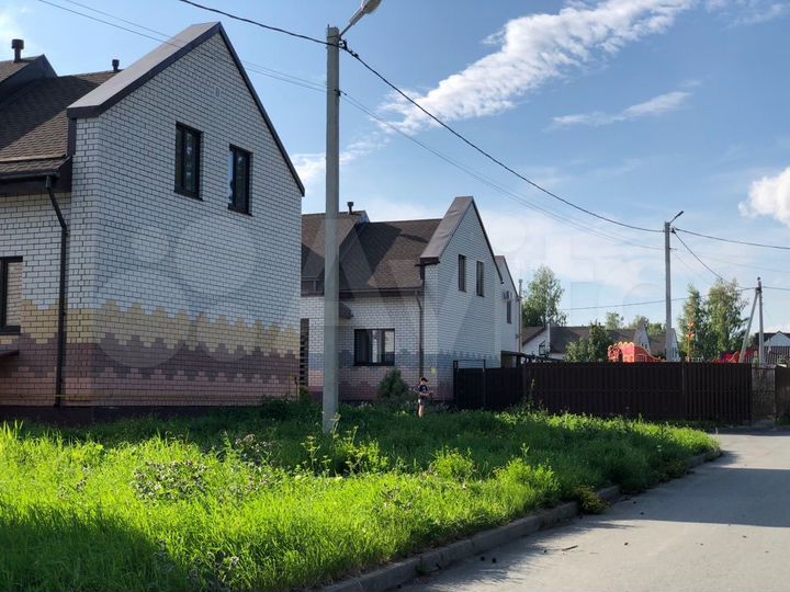 Таунхаус 198 м² на участке 3 сот.