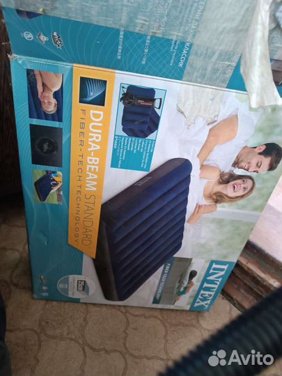 Надувной матрас intex