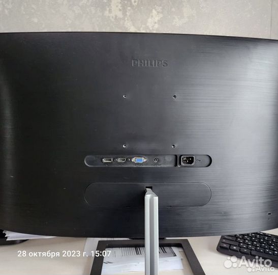 Монитор philips 322e