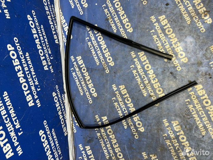 Уплотнитель стекла двери Daewoo Matiz хэтчбек 2007