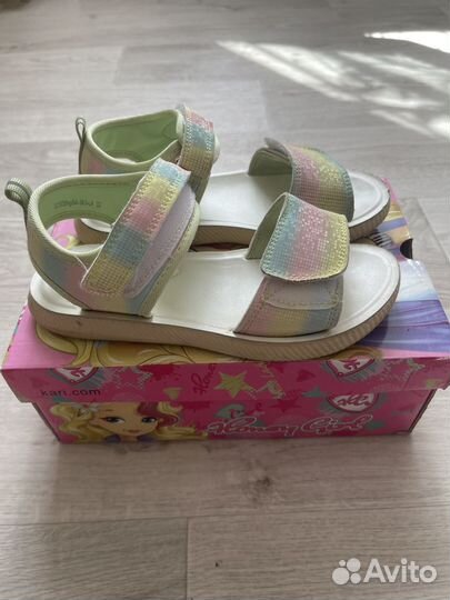 Сандалии для девочки
