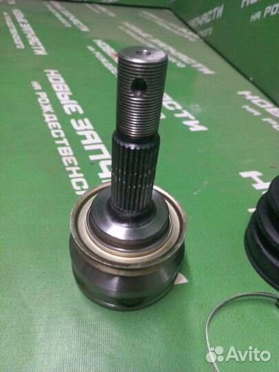 Шрус наружный Nissan Bluebird 1989