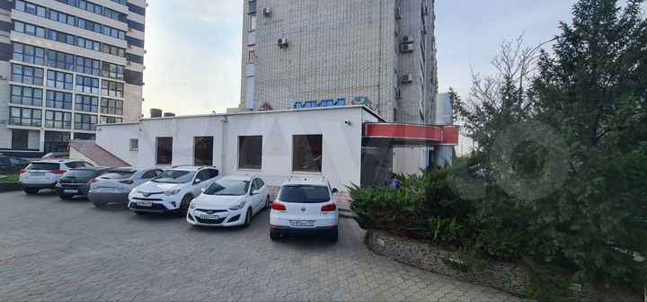 Торгово-офисное помещение, 451 м²