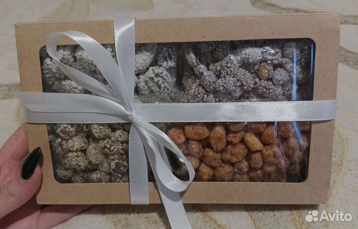 Подарочный набор орехов