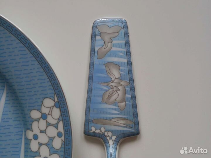Блюдо с лопаткой фарфор