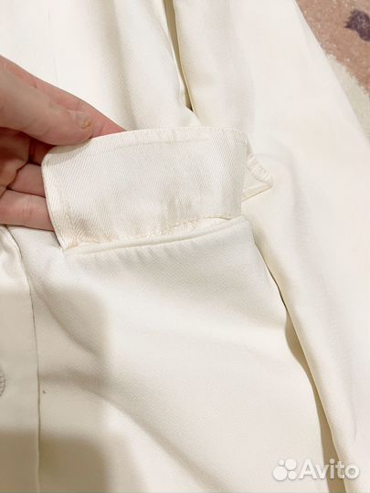 Пиджак приталенный zara белый 40 S