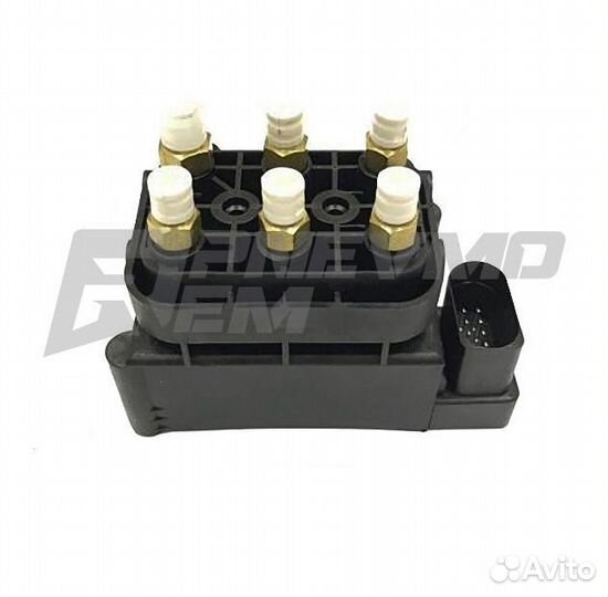 Блок клапанов пневмоподвески для Mercedes-Benz ML