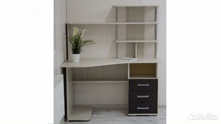 Компьютерный стол новый