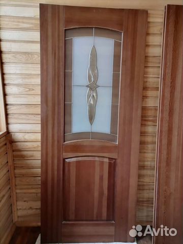 Дверь входная деревянная с коробкой
